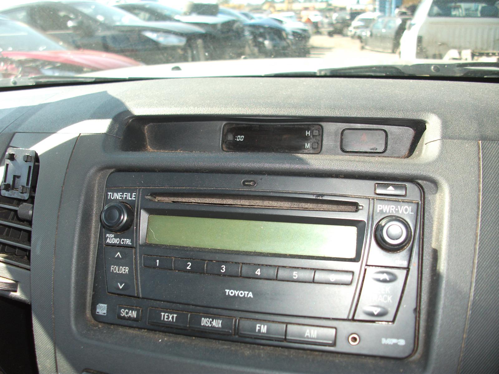 TOYOTA HILUX RADIO/CD/DVD/SAT/TV STACK CDMP3 PLAYER TYPE, SINGLE, 03/05 05 06 eBay